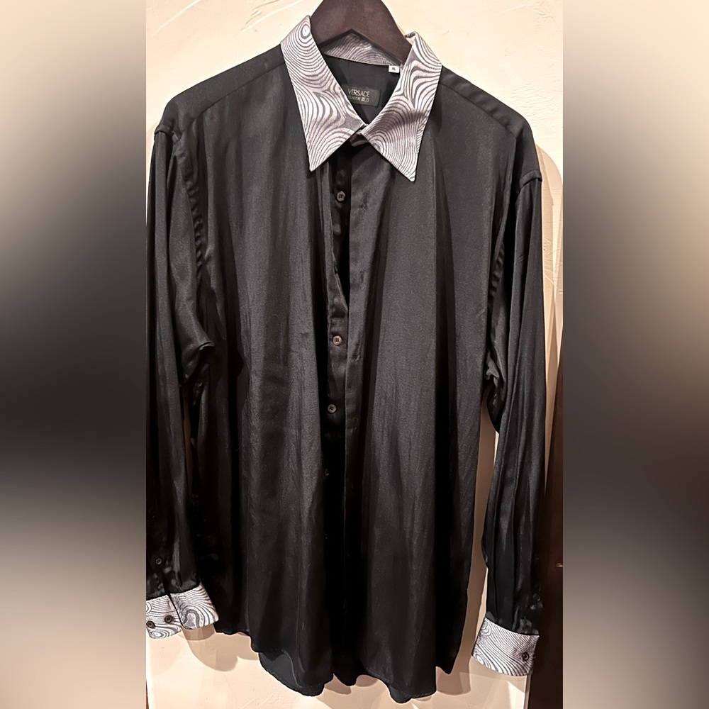 Stunning silky looking Versace men's button down shirt